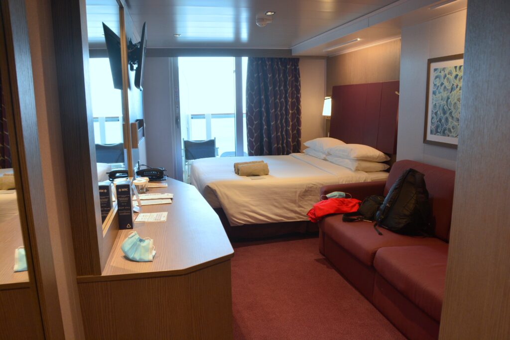 MSC Seaside hajó erkélyes kabinja
