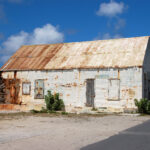 Hangulatos színes házacskák Grand Turk szigeten