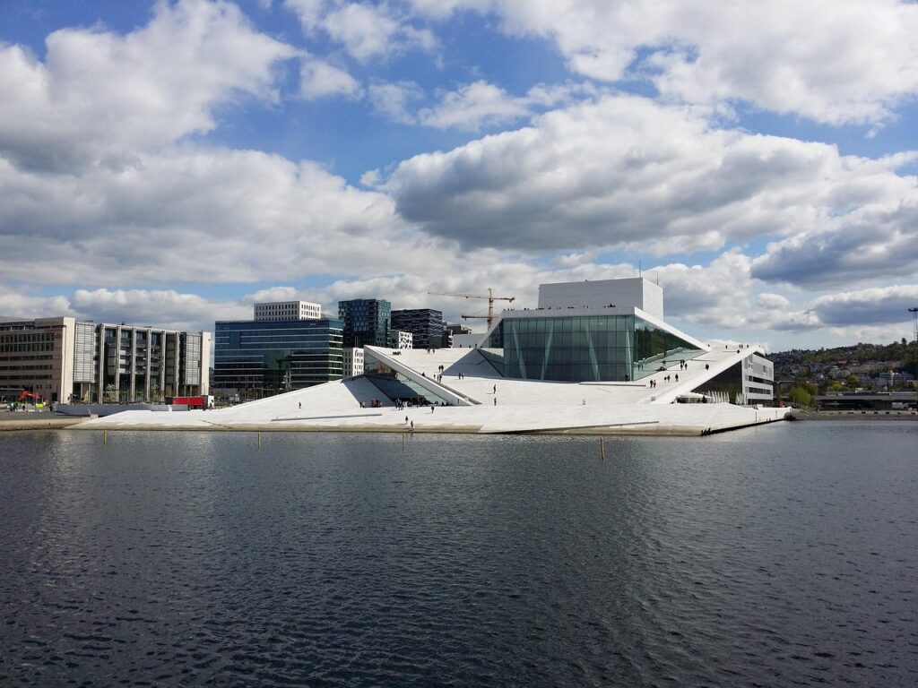 Kék Utazó - Oslo látnivalók, Opera house