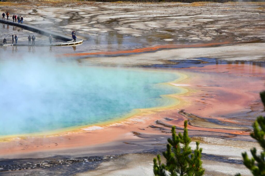 Kék Utazó - Yellowstone Nemzeti Park látnivalók - Grand Prismatic Spring