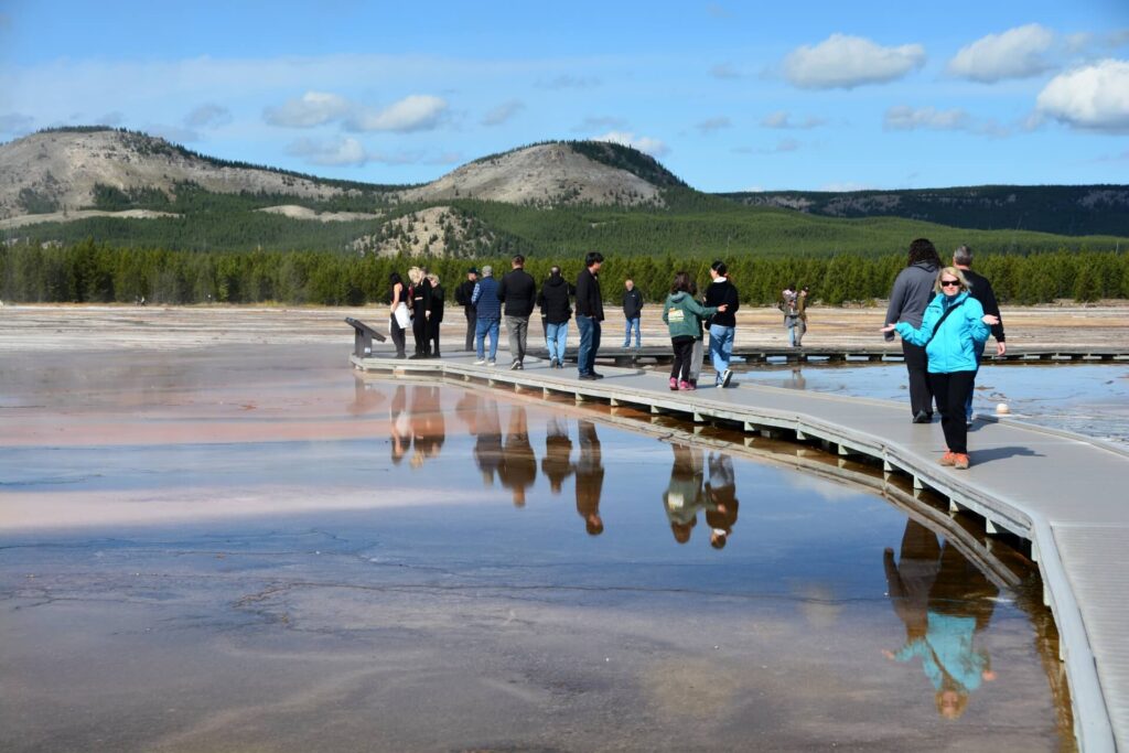 Kék Utazó - Yellowstone Nemzeti Park látnivalók - Grand Prismatic Spring