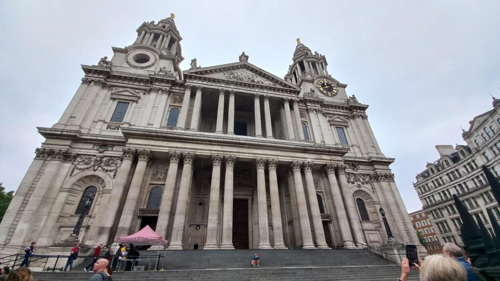 Kék Utazó - Egyesült Királyság látnivalók - London - Szent Pál Székesegyház