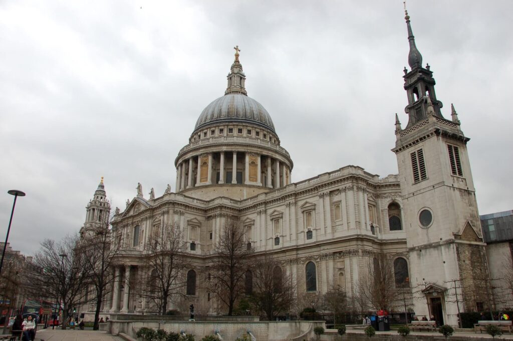 Kék Utazó - Egyesült Királyság látnivalók - London - Szent Pál Székesegyház