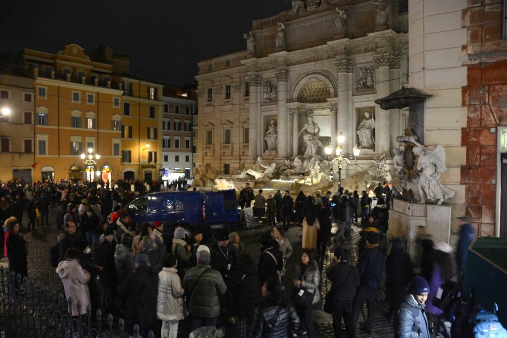 Kék Utazó - Róma látnivalók - Trevi-kút
