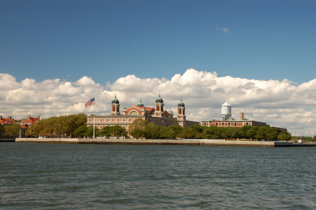 Kekutazo - USA Top 50 látnivaló New Yorkban - Ellis Island
