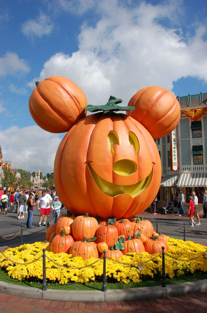 Kék Utazó - Halloween története dekorációk