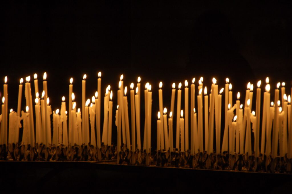 Kék Utazó - Halloween története Halottak napja Mindenszentek