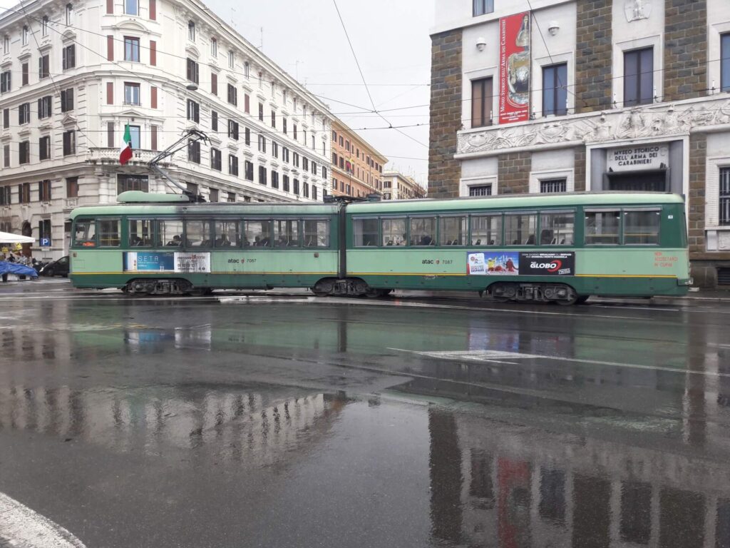 Kék Utazó - közösségi közlekedéssel bejárható városok - Róma