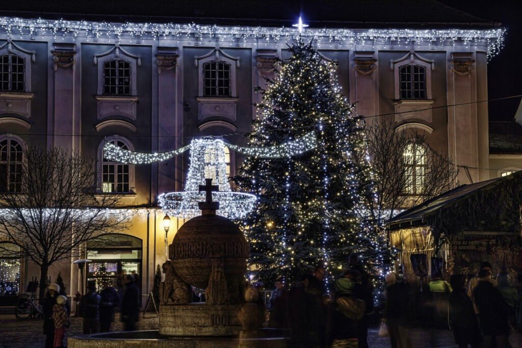 Kék Utazó - Székesfehérvár Adventi vásár