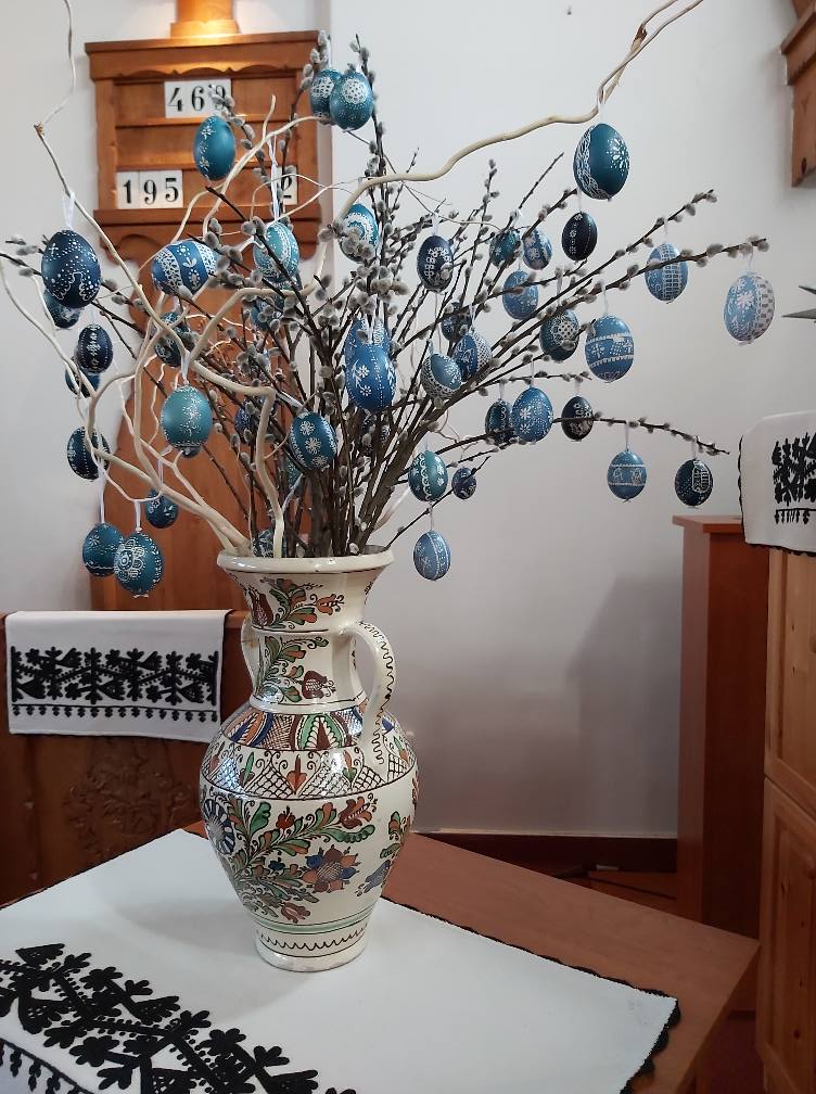Kék Utazó - Festett húsvéti tojások