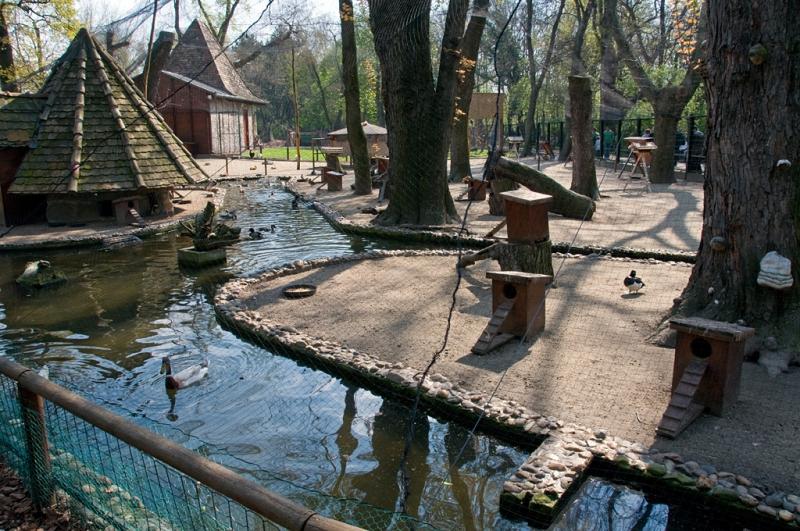 Kék Utazó - Állatkertek, vadasparkok, szafari - Margitszigeti kisállatkert